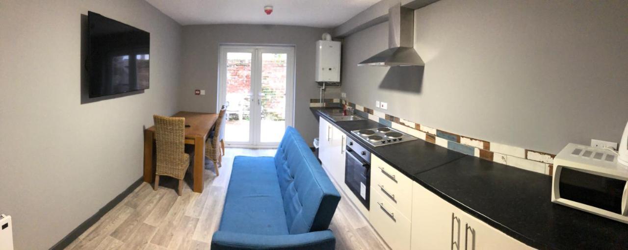 Gate Lodge - Private En-Suite Rooms, Kings Lynn, Central Location King's Lynn Exterior photo